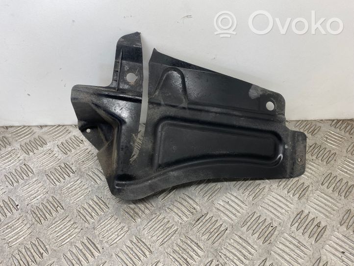 BMW 3 E92 E93 Protezione anti spruzzi/sottoscocca del motore 7166650