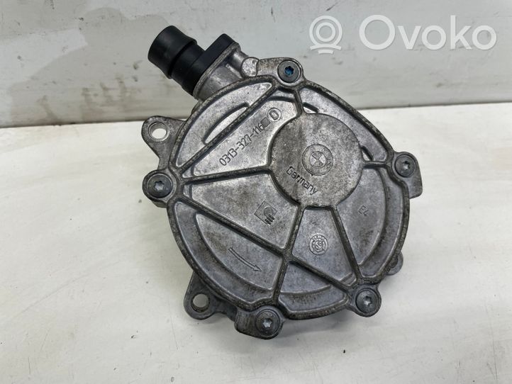 BMW 1 E81 E87 Vacuum pump 7547024