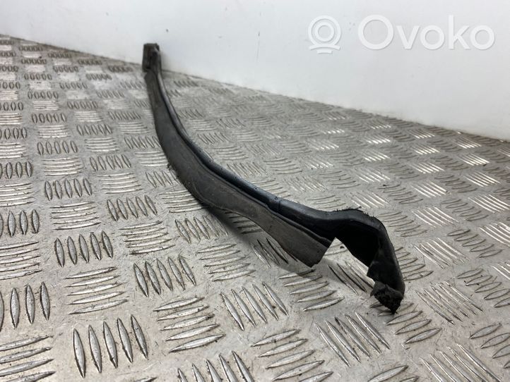 BMW 3 F30 F35 F31 Supporto/guarnizione in poliuretano espanso del parafango 7301070