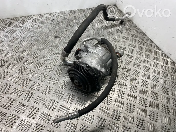 BMW 4 F32 F33 Compressore aria condizionata (A/C) (pompa) 9330831