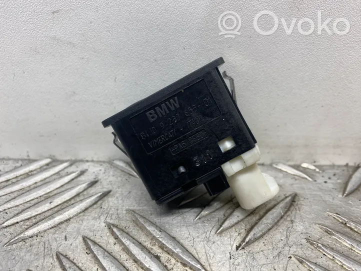 BMW 5 F10 F11 AUX in-socket connector 9237653