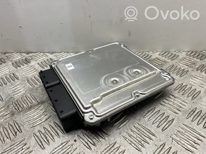 BMW 4 F32 F33 Sterownik / Moduł ECU 8577839