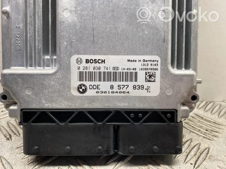 BMW 4 F32 F33 Calculateur moteur ECU 8577839