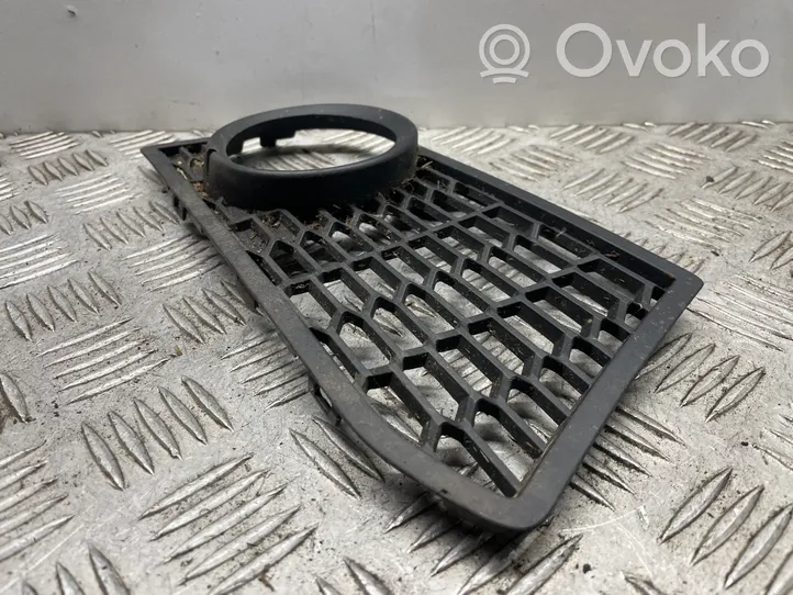 BMW 5 F10 F11 Grille inférieure de pare-chocs avant 7906198