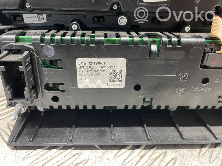 BMW 5 F10 F11 Climate control unit 9241238