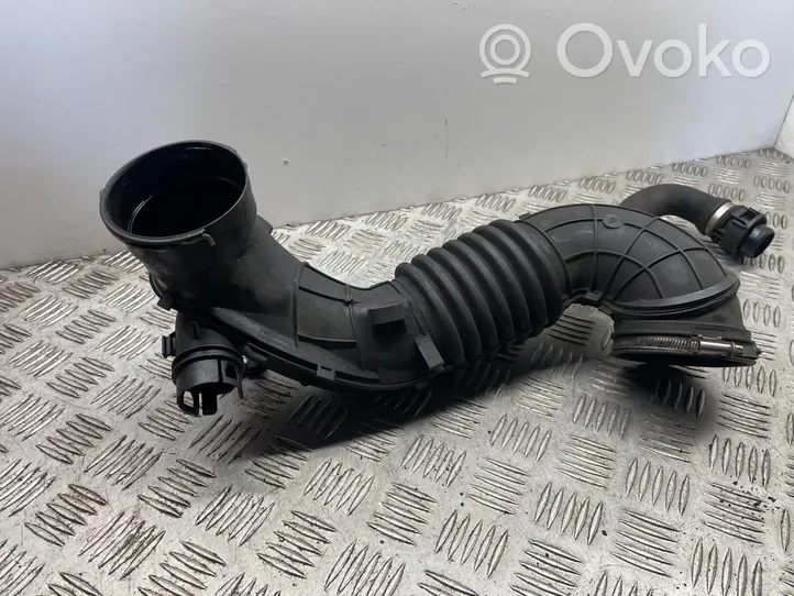 BMW 3 F30 F35 F31 Tubo di aspirazione dell’aria turbo 7810745