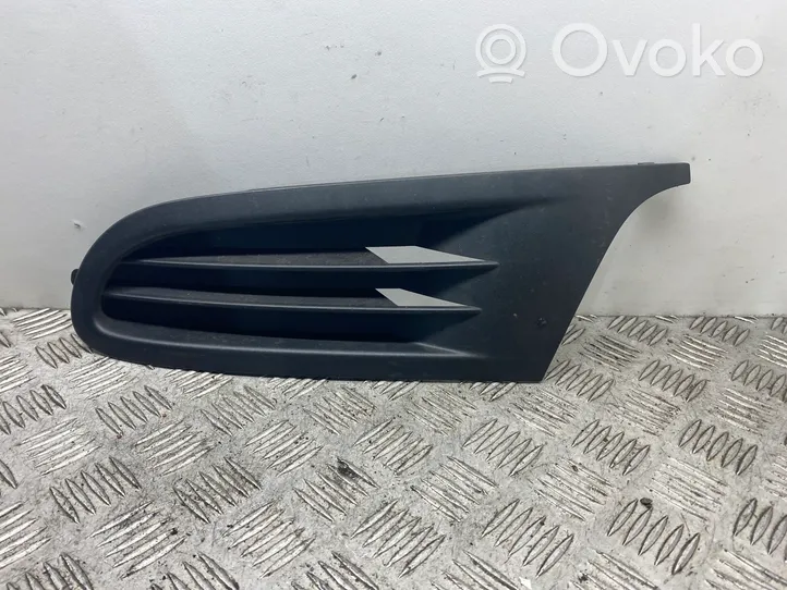 Volkswagen Golf VI Mascherina inferiore del paraurti anteriore 5K0853665A