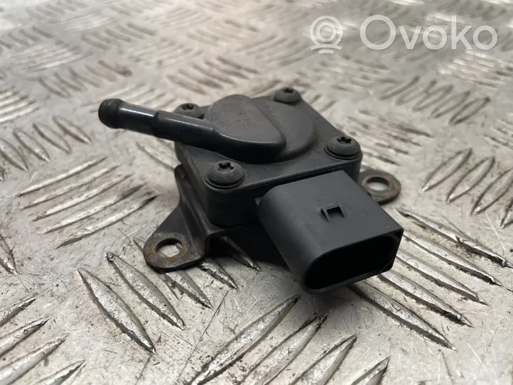 BMW 7 F01 F02 F03 F04 Exhaust gas pressure sensor 7808013