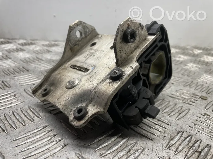 BMW 7 F01 F02 F03 F04 Staffa di montaggio del radiatore 7186513