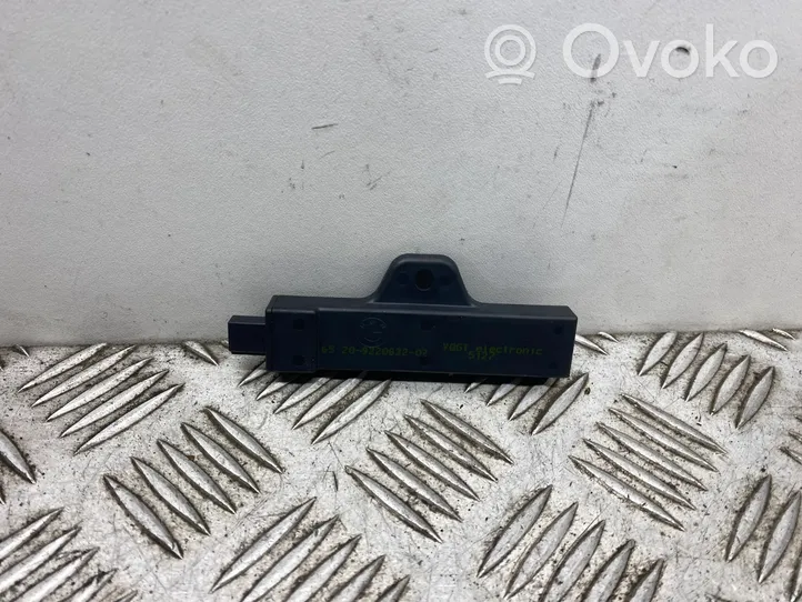 BMW M5 Antenne Komfortzugang 9220832