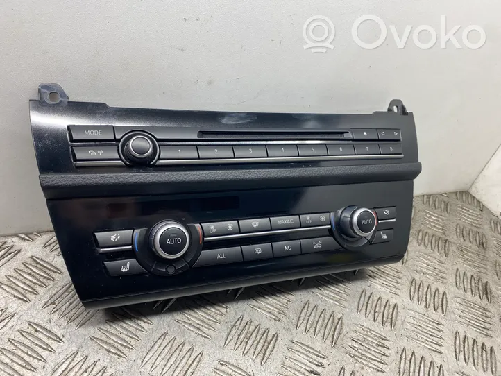 BMW M5 Oro kondicionieriaus/ klimato/ pečiuko valdymo blokas (salone) 9317670