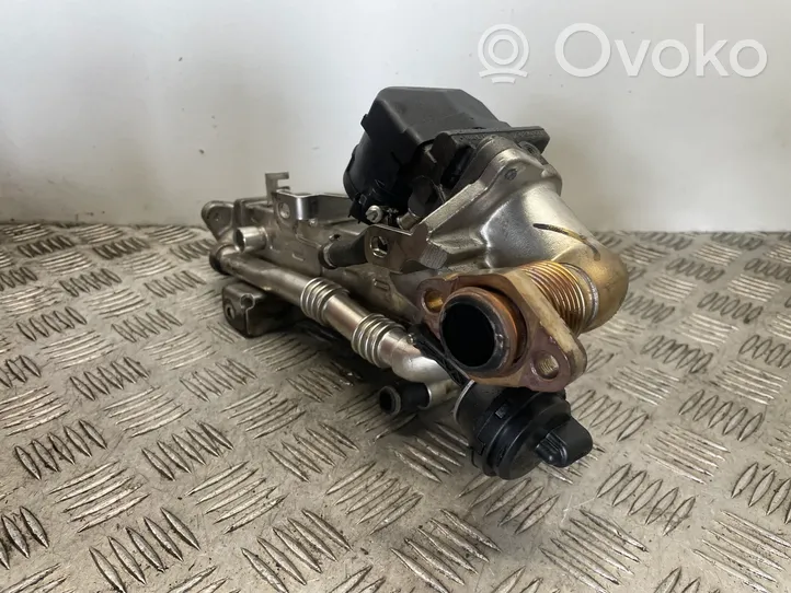 BMW 2 F22 F23 EGR-venttiili/lauhdutin 8476993