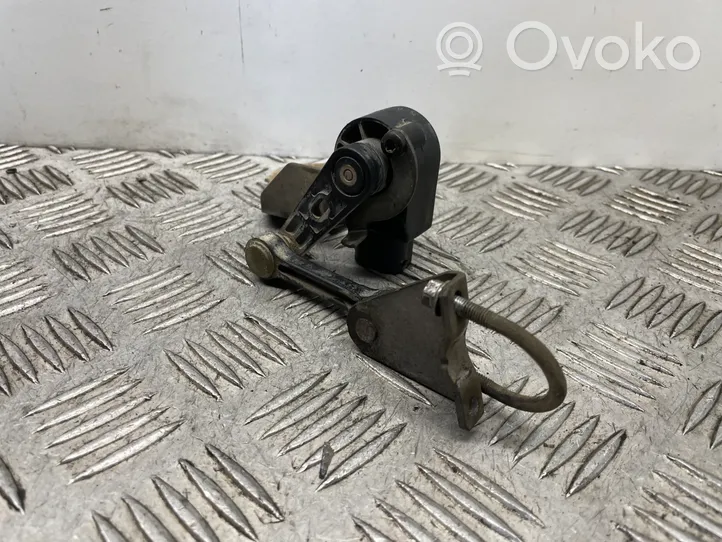 Mercedes-Benz A W176 Ajovalon korkeusanturi A0045429918