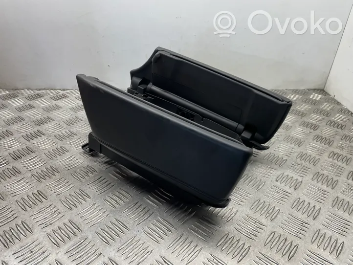 BMW M5 Armrest 8050249