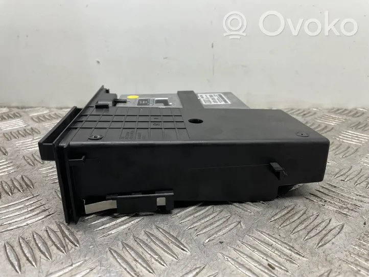 Audi A4 S4 B8 8K Head unit multimedia control 8T0035785A