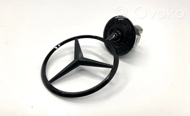 Mercedes-Benz S W221 Значок производителя 