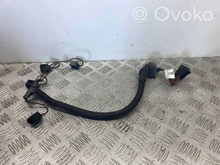 BMW 2 F22 F23 Fuel injector wires 8507918