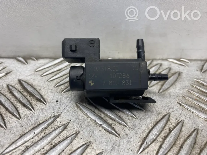 BMW 5 F10 F11 Turbo solenoid valve 7810831