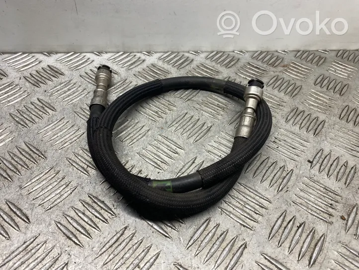 BMW 3 E90 E91 Tuyau d'alimentation conduite de carburant 7562481