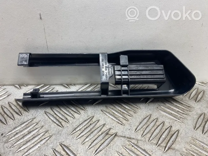 BMW 5 F10 F11 Glissière rail de siège conducteur avant 6981782