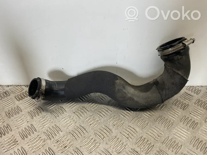 Audi A4 S4 B8 8K Tubo flessibile intercooler 8K0145738M