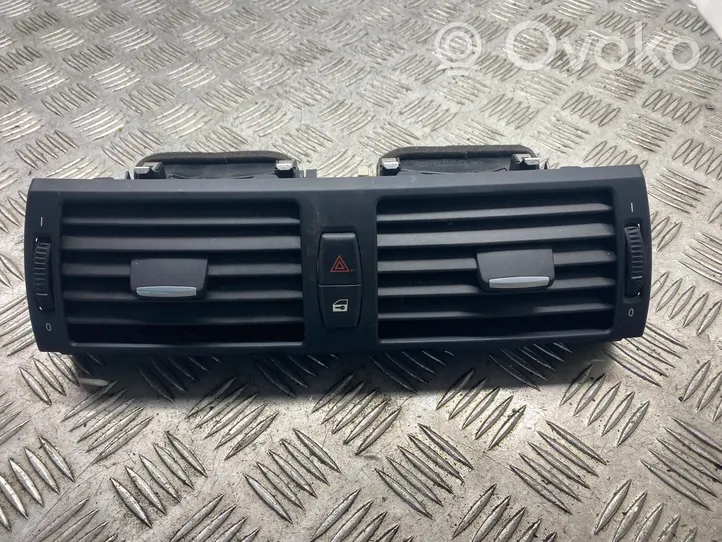 BMW X5 E70 Dash center air vent grill 9210705