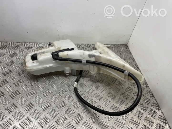 BMW M3 Zbiornik płynu do spryskiwaczy szyby przedniej / czołowej 8041169