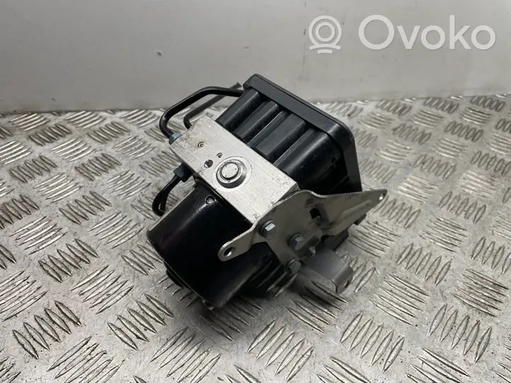 BMW 3 E90 E91 ABS Pump 6789301