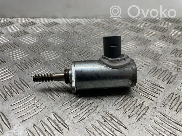 BMW M5 Camshaft vanos timing valve 7605025