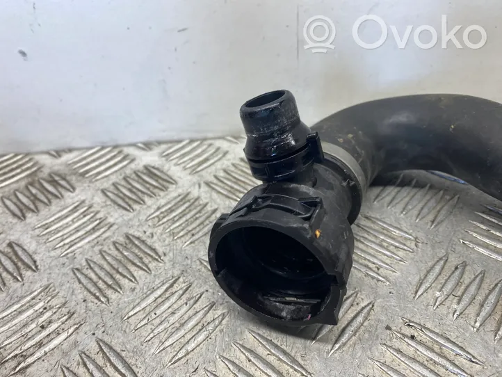 BMW X5 E70 Tuyau de liquide de refroidissement moteur 7808076