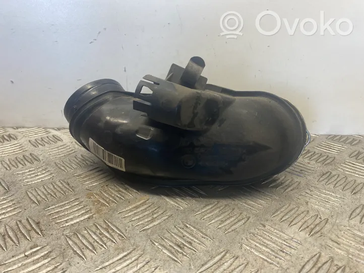 BMW 4 F36 Gran coupe Parte del condotto di aspirazione dell'aria 8512284