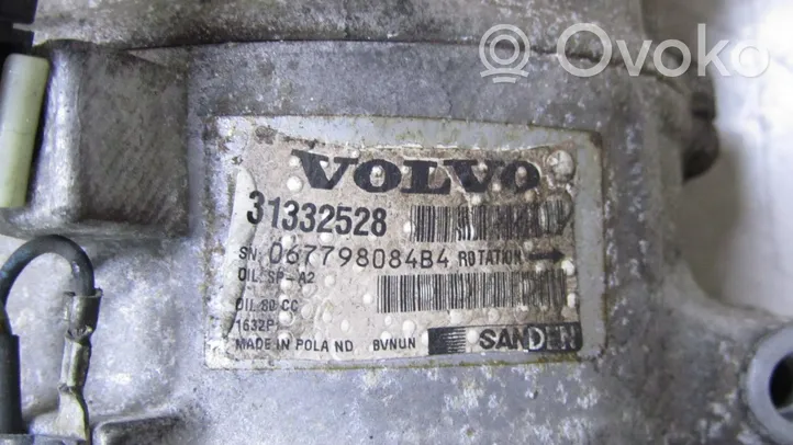 Volvo S60 Ilmastointilaitteen kompressorin pumppu (A/C) 