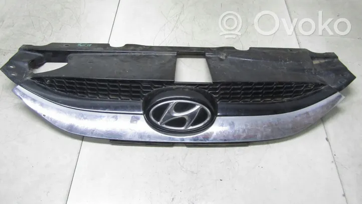 Hyundai ix35 Grille calandre supérieure de pare-chocs avant 