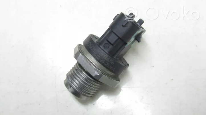 Honda CR-V Regulator ciśnienia paliwa 0281006316