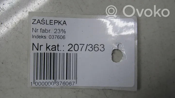 Nissan Pulsar Etupuskurin alempi jäähdytinsäleikkö 622573ZL1A