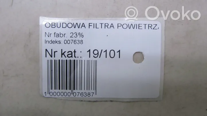 KIA Ceed Rezonator / Dolot powietrza 28220a5800