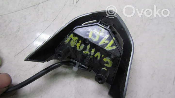 Suzuki Grand Vitara II Ohjauspyörän painikkeet/kytkimet 