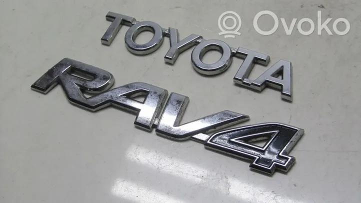 Toyota RAV 4 (XA40) Logo/stemma case automobilistiche 