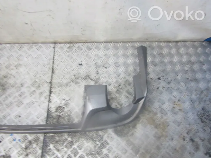 Volvo S60 Moldura inferior del parachoques trasero 