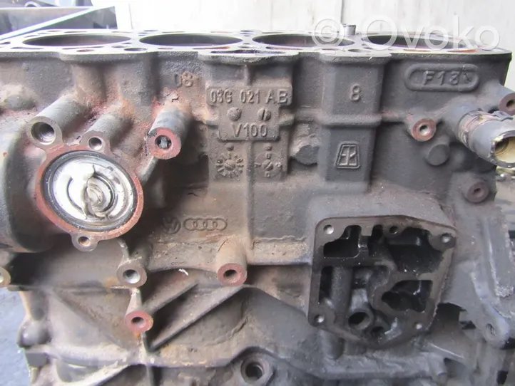 Mitsubishi Outlander Engine block 03G021AB