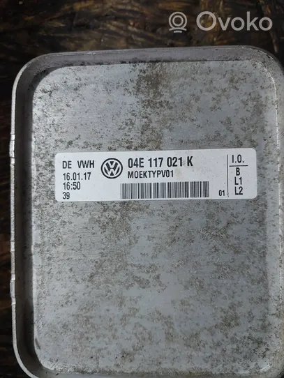 Seat Leon (5F) Öljynsuodattimen kannake 04E117021K