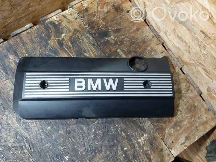 BMW 5 E39 Osłona górna silnika 1748633