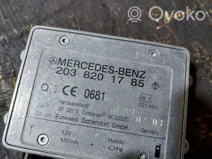 Mercedes-Benz E W212 Antenna control unit 2038201785