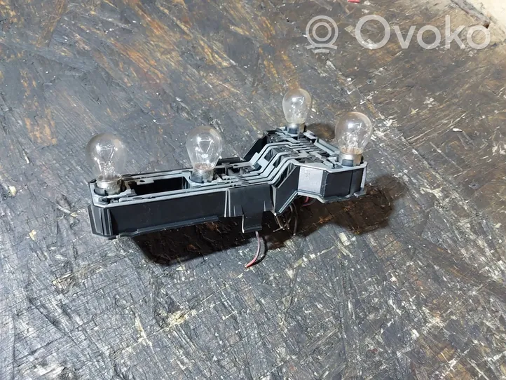 Volkswagen PASSAT B5 Wkład lampy tylnej 3B9945257