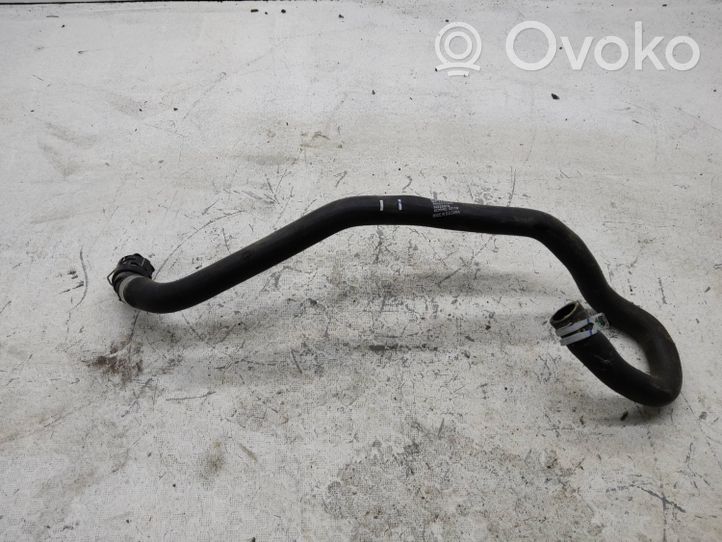 Volvo XC40 Tubo flessibile del liquido di raffreddamento del motore 32222672