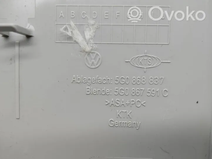 Volkswagen Golf Sportsvan Innenraumbeleuchtung vorne 5G0868837