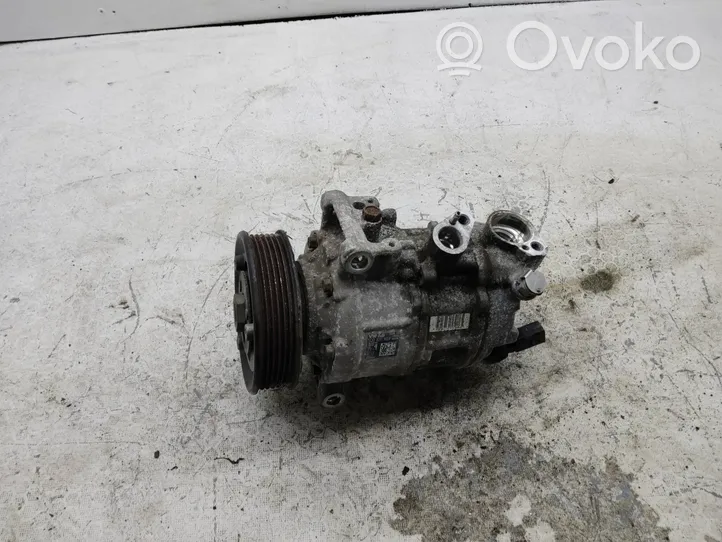 Volkswagen Golf Sportsvan Compressore aria condizionata (A/C) (pompa) 5Q0820803F