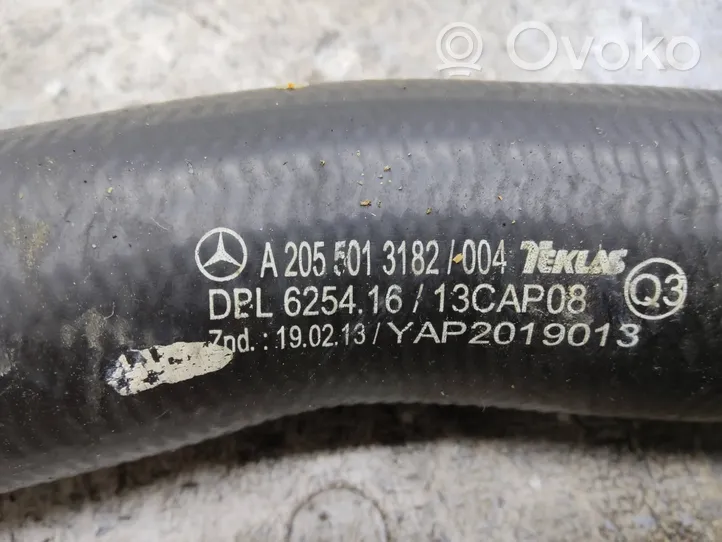 Mercedes-Benz C W205 Moottorin vesijäähdytyksen putki/letku A2055013182