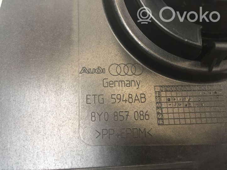 Audi A3 8Y Boczny element deski rozdzielczej 8Y0857086