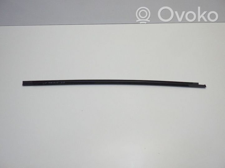 Volkswagen Taigo Rivestimento modanatura del vetro della portiera anteriore 2G4837477